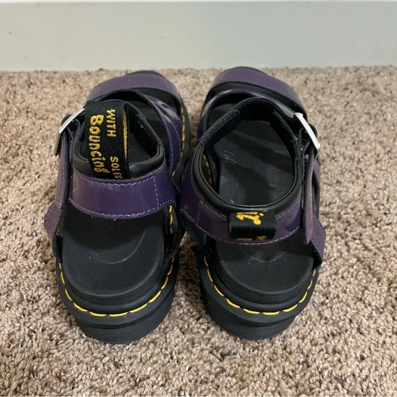 Dr. Doc Martens Blaire Women's Leather Strap Sandals Purple Patent Leather Sz 8 - Picture 2 of 7